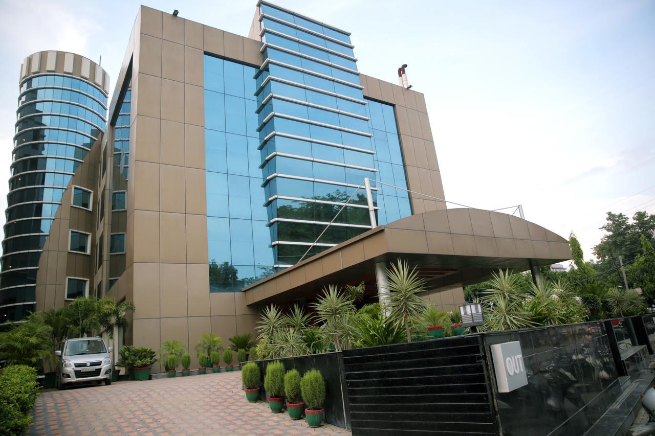 Rivatas By Ideal Varanasi Exterior photo