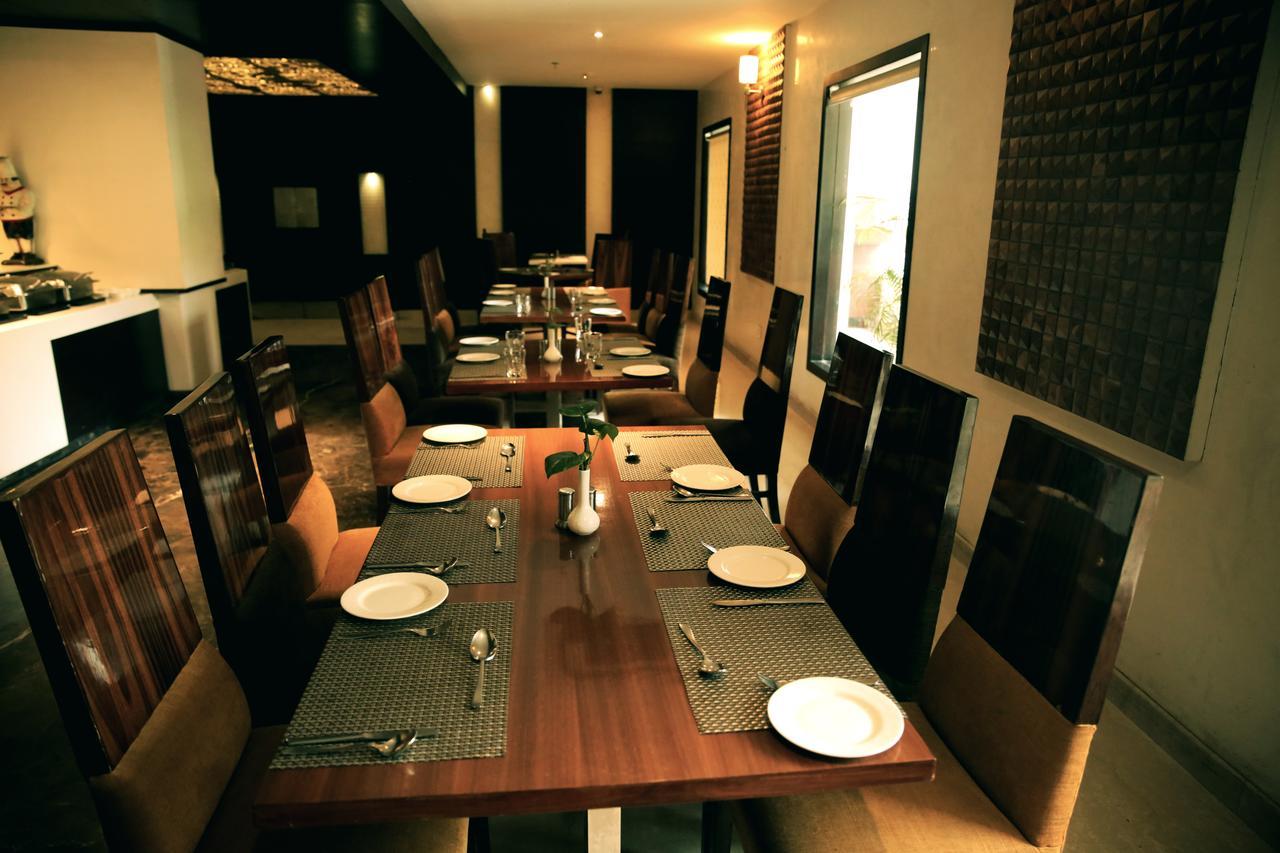 Rivatas By Ideal Varanasi Exterior photo